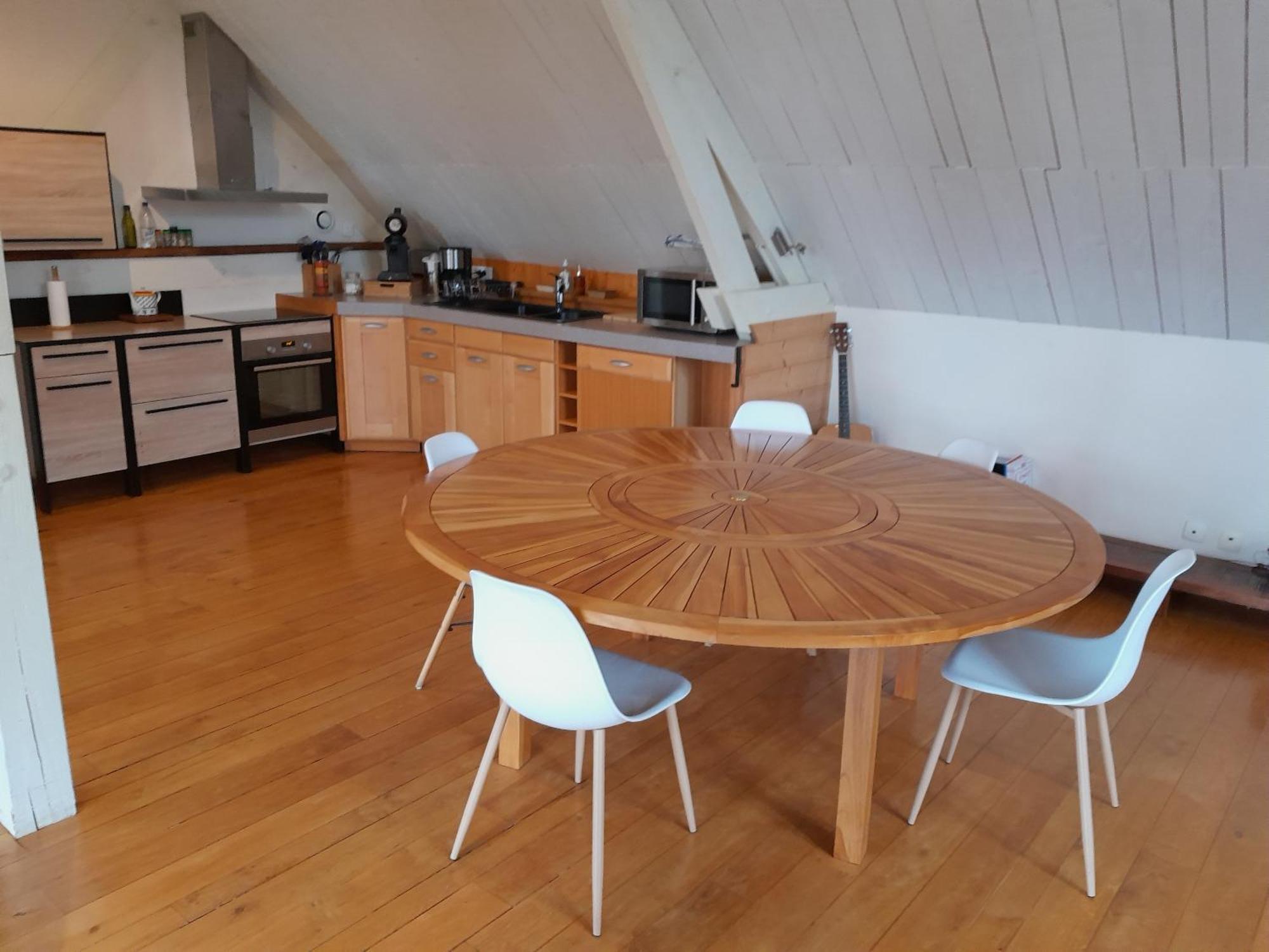 La Maison Dans Les Bois Soucelles Exteriér fotografie