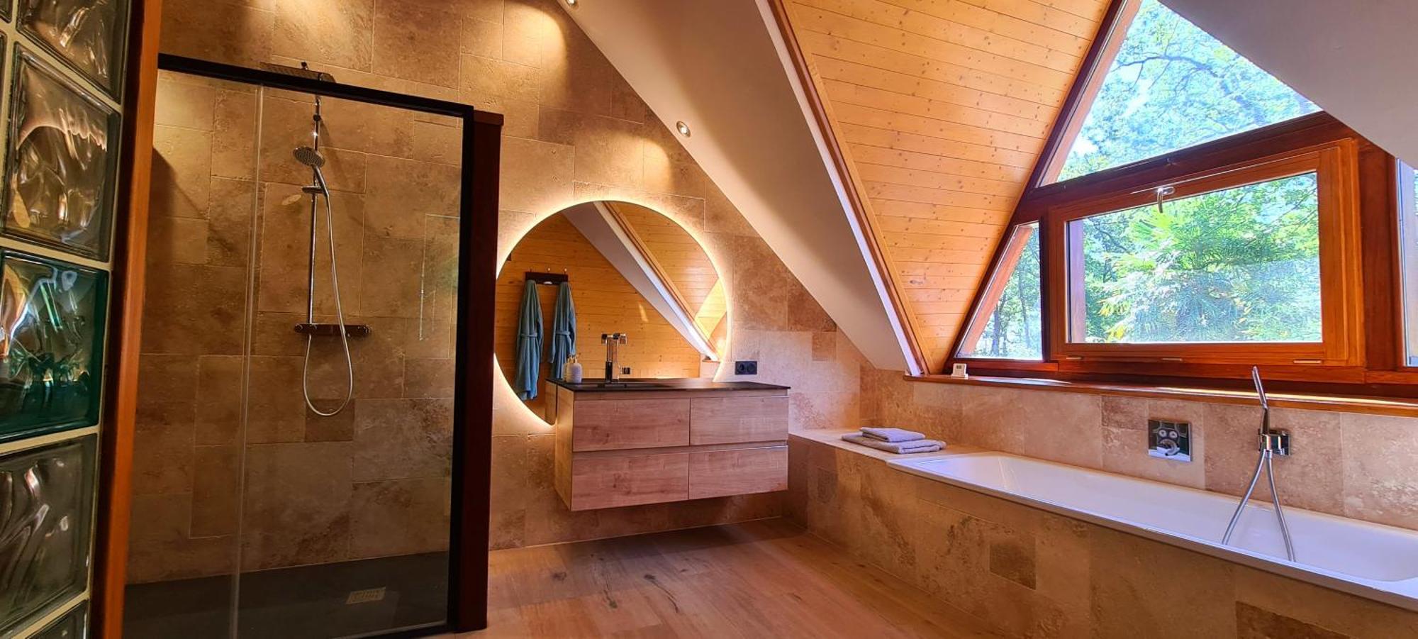 La Maison Dans Les Bois Soucelles Exteriér fotografie